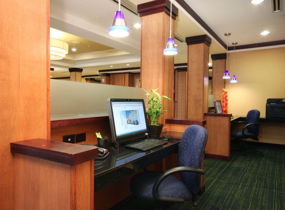 Fairfield Inn & Suites By Marriott Mahwah Bagian luar foto
